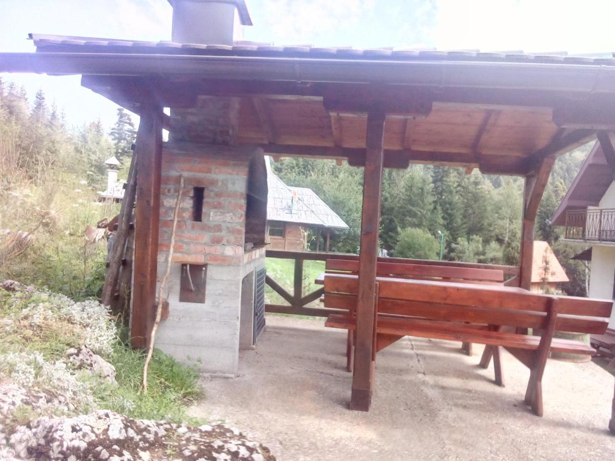 Planinska Kuca Dusan Mitrovac Exterior photo